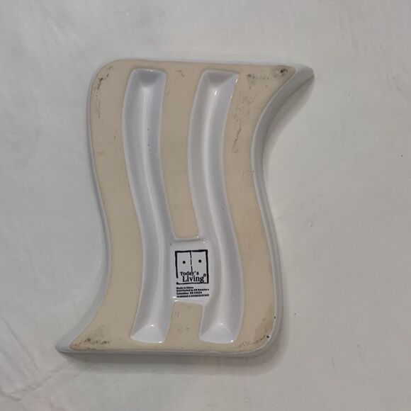 Today’s Living Divided White Ceramic 3 Section Olive Appetizer Nut Trinket Dish - Picture 3 of 5